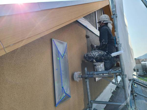 西区住宅　外壁中塗り　ナノコンポジットサムネイル